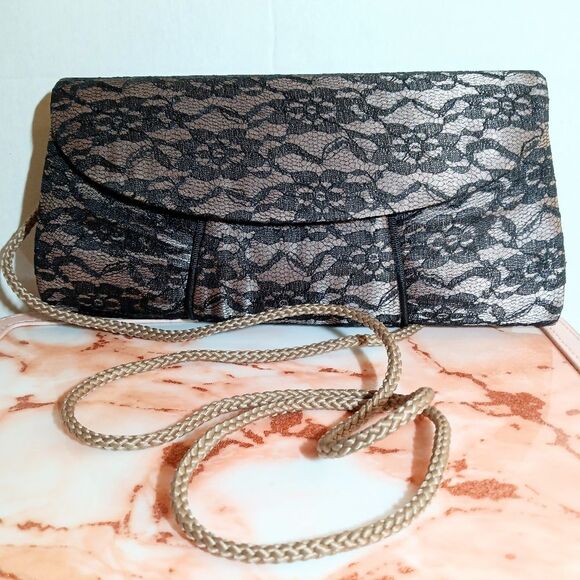 Vintage Naot Lace/Gold Envelope Evening Bag - Picture 2 of 7